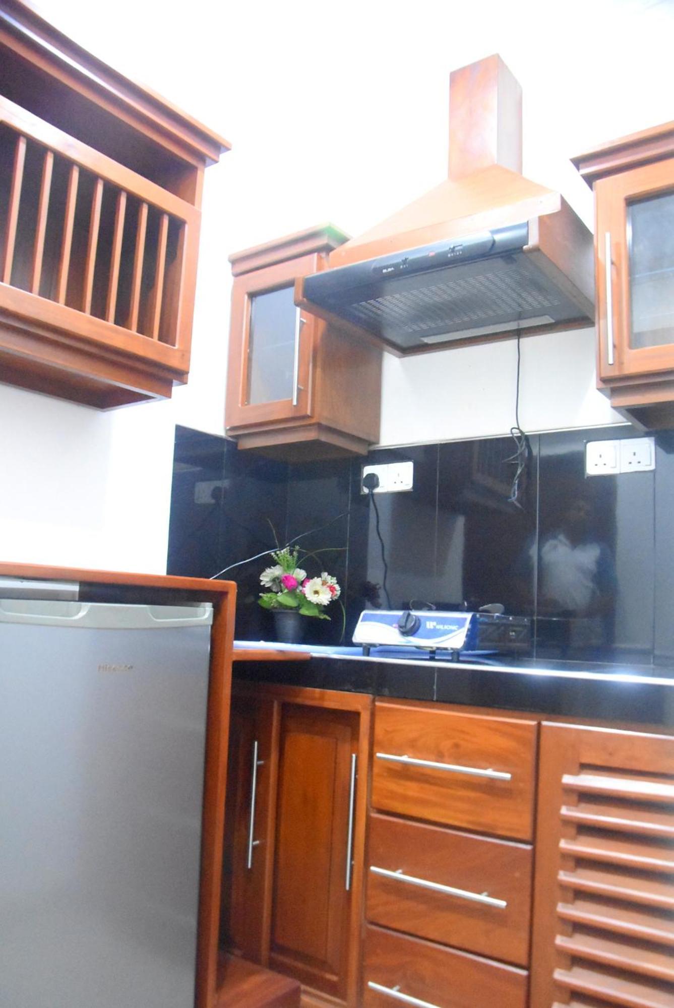 Rathna Gems Halt Hotel Ratnapura Exterior foto