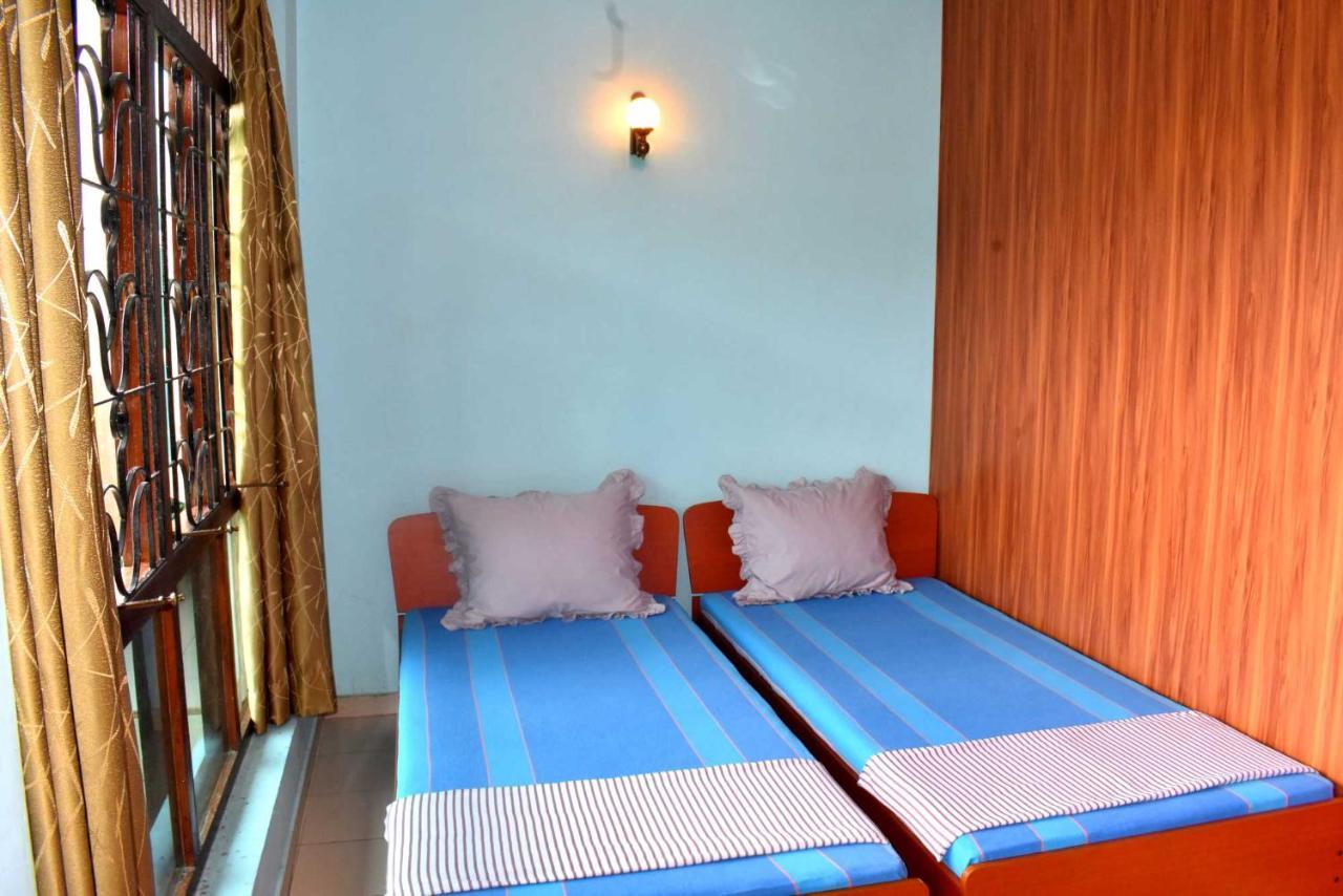Rathna Gems Halt Hotel Ratnapura Exterior foto