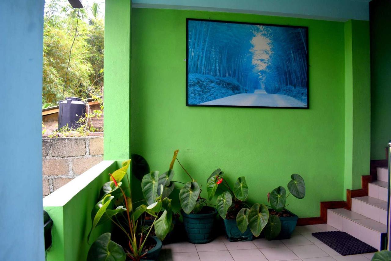 Rathna Gems Halt Hotel Ratnapura Exterior foto